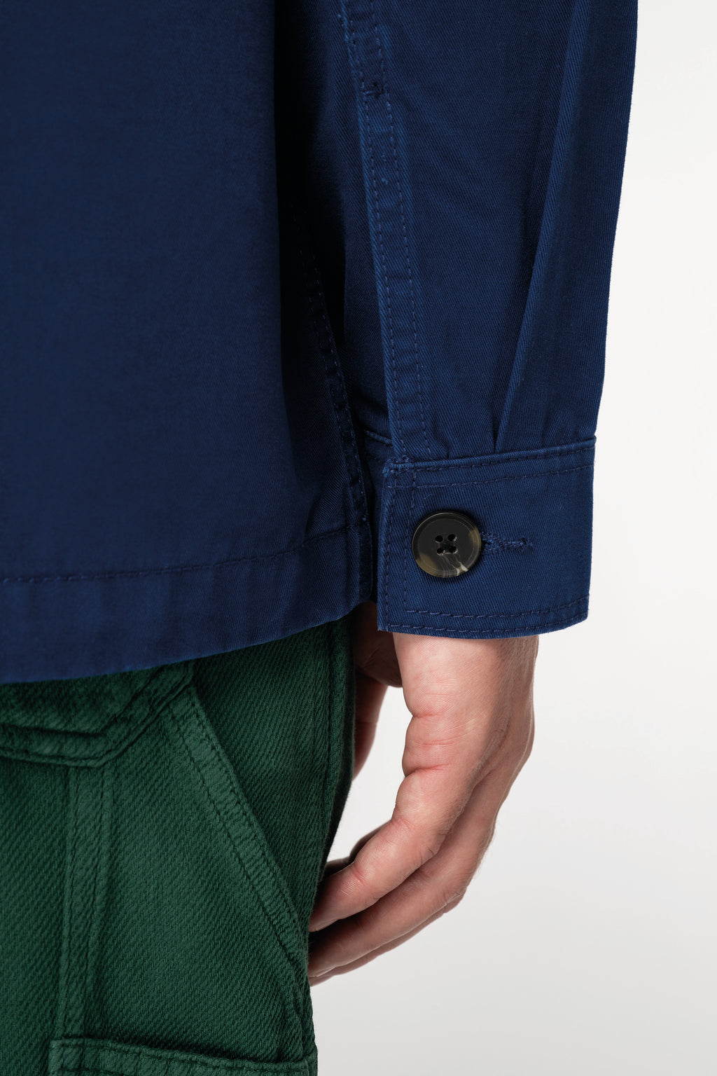 Sobrecamisa worker eco-responsàvel com aspecto lavado unissexo
