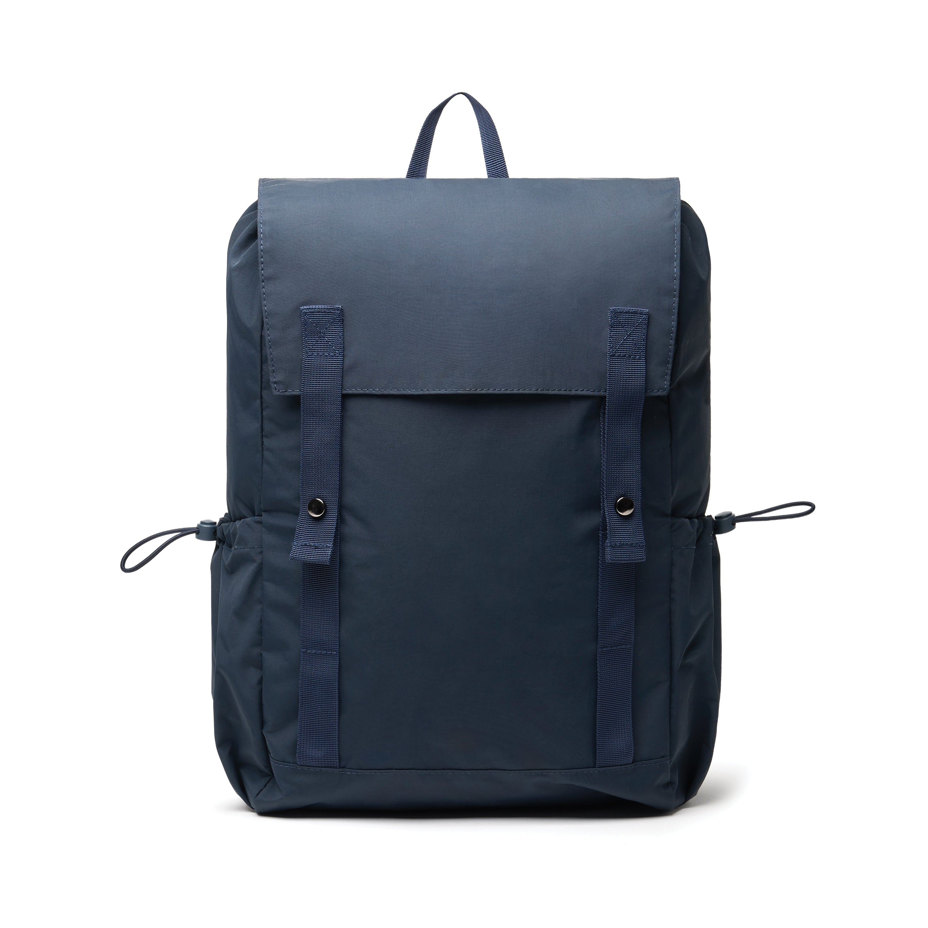 Mochila KENTO URBAN RCS para uso diário, fabricada em nylon reciclado.