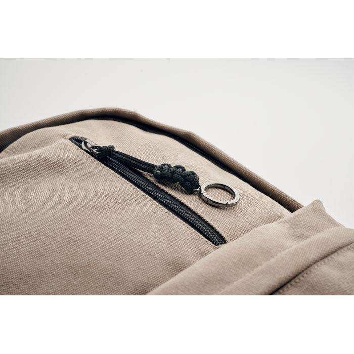 Mochila em lona reciclada
