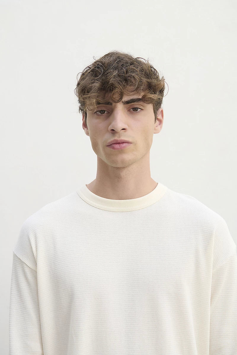 T-SHIRT Malha com relevo 170